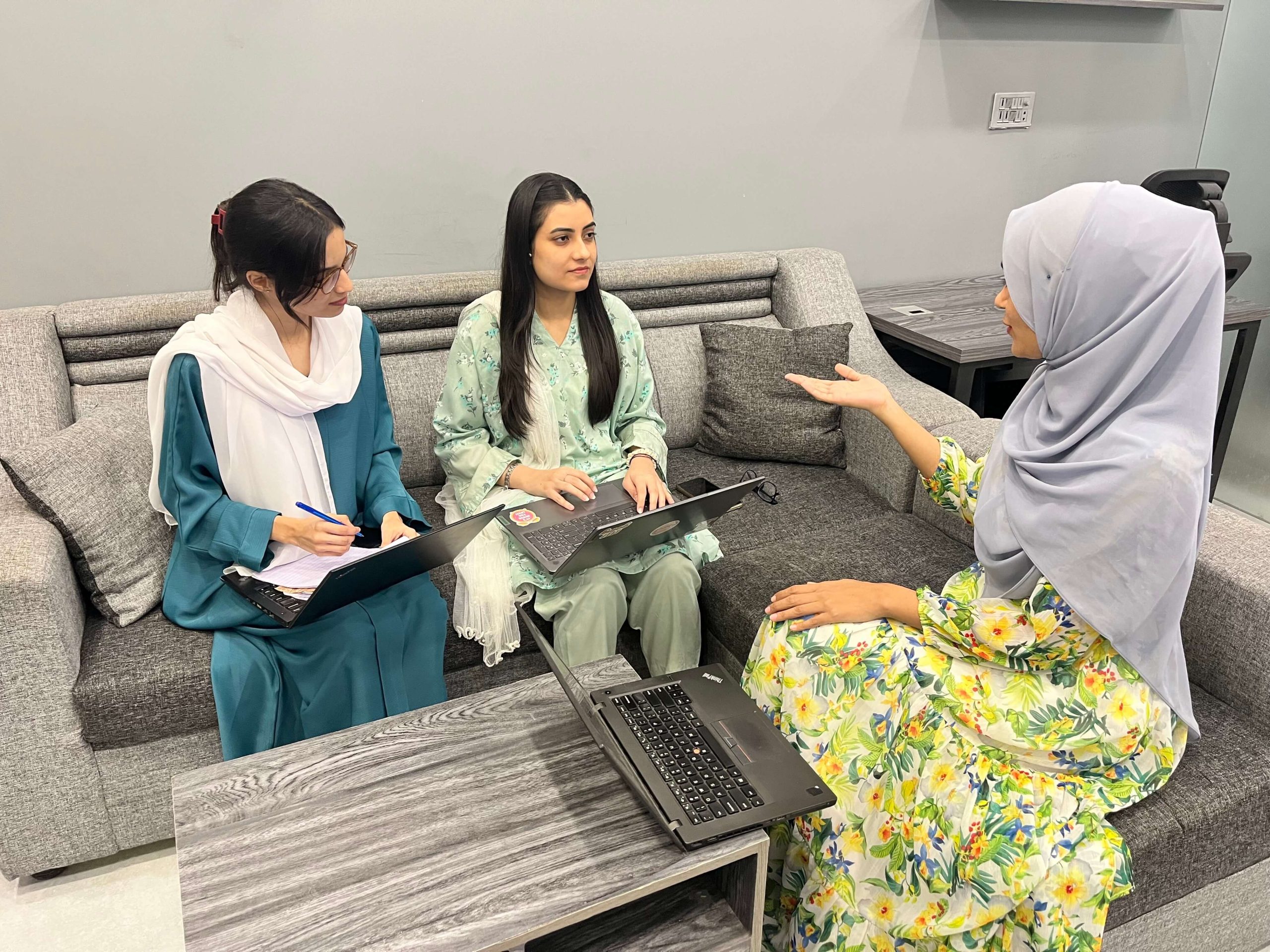 Image gallery marquee